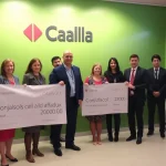 Cajasol apoya a Afadax con una donación de 20.000 euros