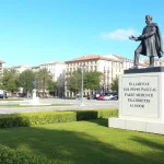 Homenaje a Pepe Pascual con plaza y monumento en su honor
