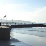 Izamiento de la bandera Q de Calidad en playas de Torre del Mar