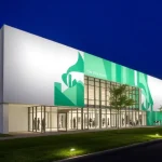 Pendón abre el nuevo Centro de Salud en Salares