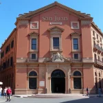 San Juan en el barrio de Triana