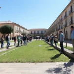 600 menores participan en gynkana para conocer el patrimonio de Vélez-Málaga