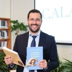 Abdeslam Lucena lanza su libro en el Colegio de Abogados Málaga
