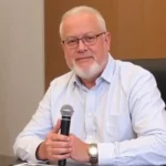 Antonio Yuste se postula para reelección como alcalde de Almáchar