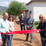 Arroyo inaugura nueva calle en La Villa