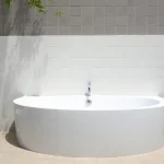 Ayuntamiento de Rincón de la Victoria lanza programa de baño asistido