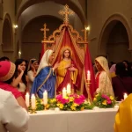 Caridad celebra Rosario de la Aurora y besapiés de El Pobre