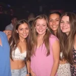 Cinco jóvenes apuñalados en discoteca de Málaga