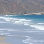 Costas detendrá nuevas autorizaciones en la playa de Almayate