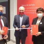 Nerja entrega quiosco a la Asociación Española Contra el Cáncer