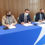 Partido Popular y Asociación de Empresarios de Vélez Málaga firman convenio para impulsar desarrollo económico