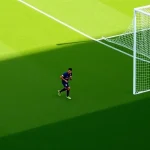 Sergio Rico, portero del PSG, herido tras caída de caballo en El Rocío