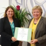 Vélez-Málaga conmemora el aniversario de María Zambrano con solidaridad