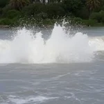 Vídeo impactante del delta del río Vélez desembocando en el mar